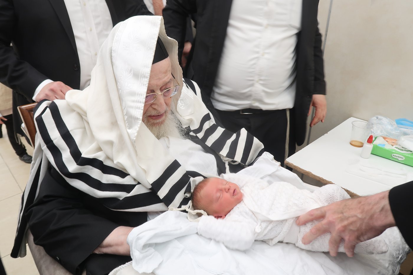 ער"ח סיון אצל הגרמ"צ ברגמן
