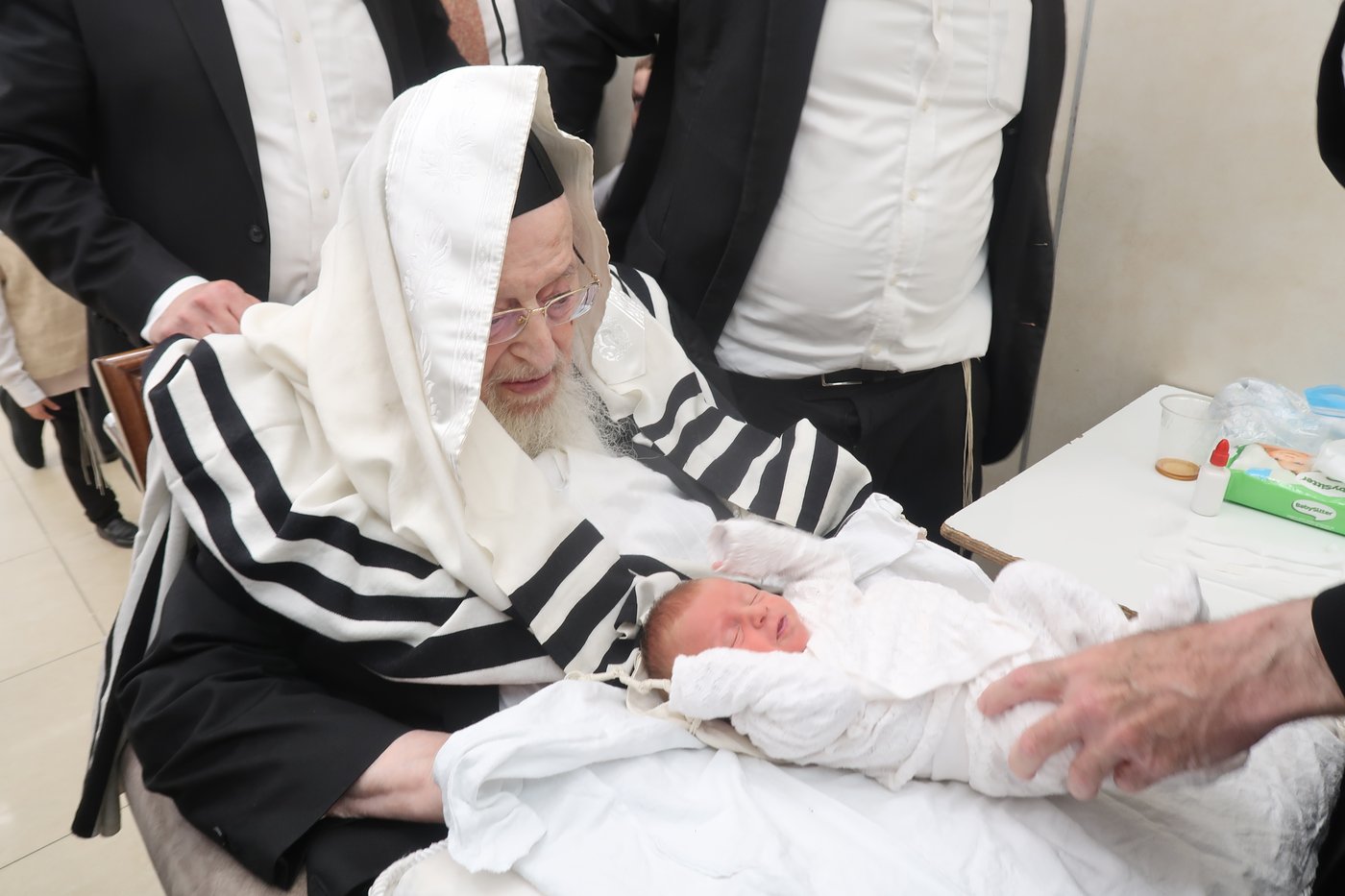 ער"ח סיון אצל הגרמ"צ ברגמן