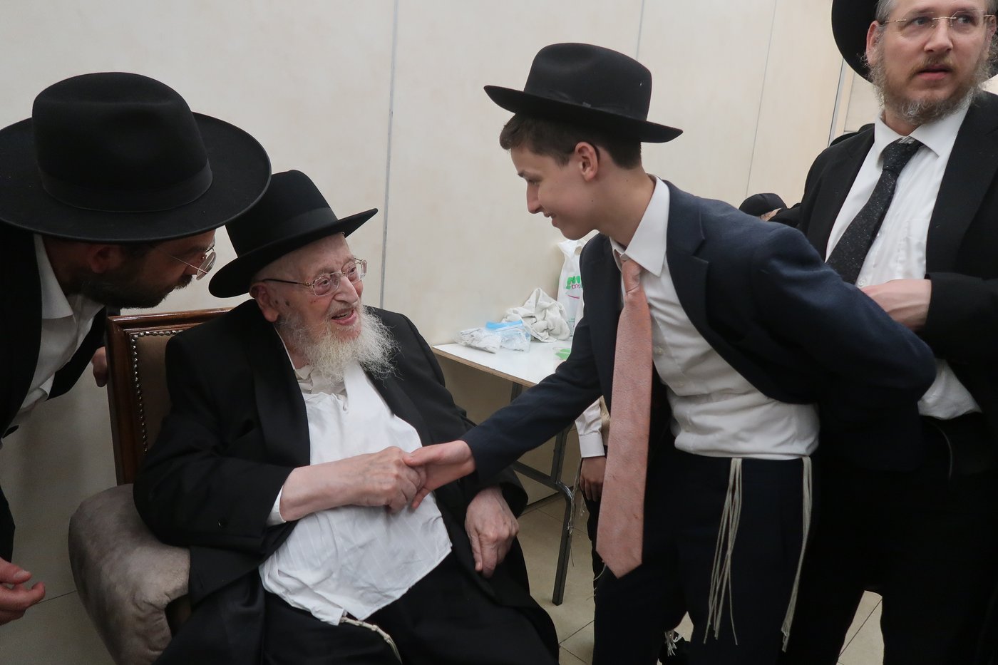 ער"ח סיון אצל הגרמ"צ ברגמן