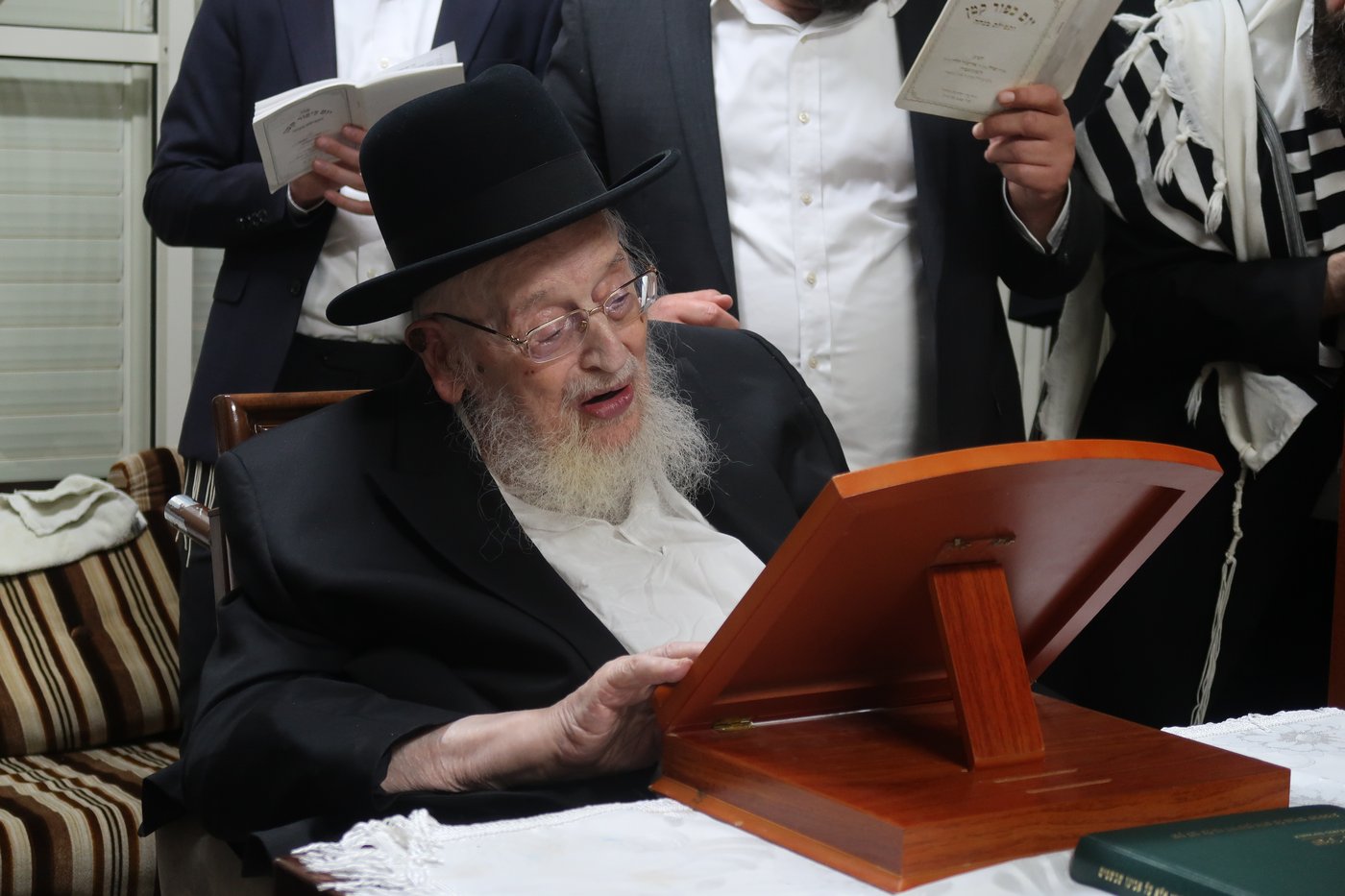 ער"ח סיון אצל הגרמ"צ ברגמן