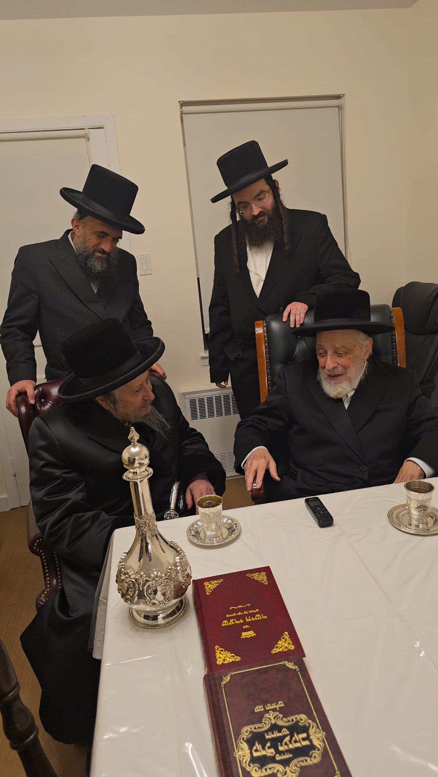 האדמו"ר מסקוליא בביקור אצל האדמו"ר מליסקא