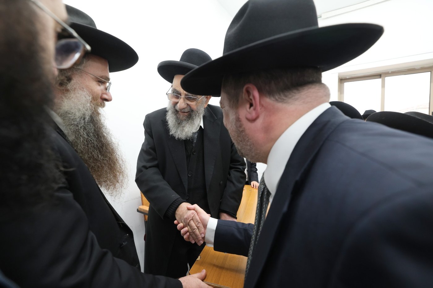 הגר"מ צדקה עם תלמידי תל ציון