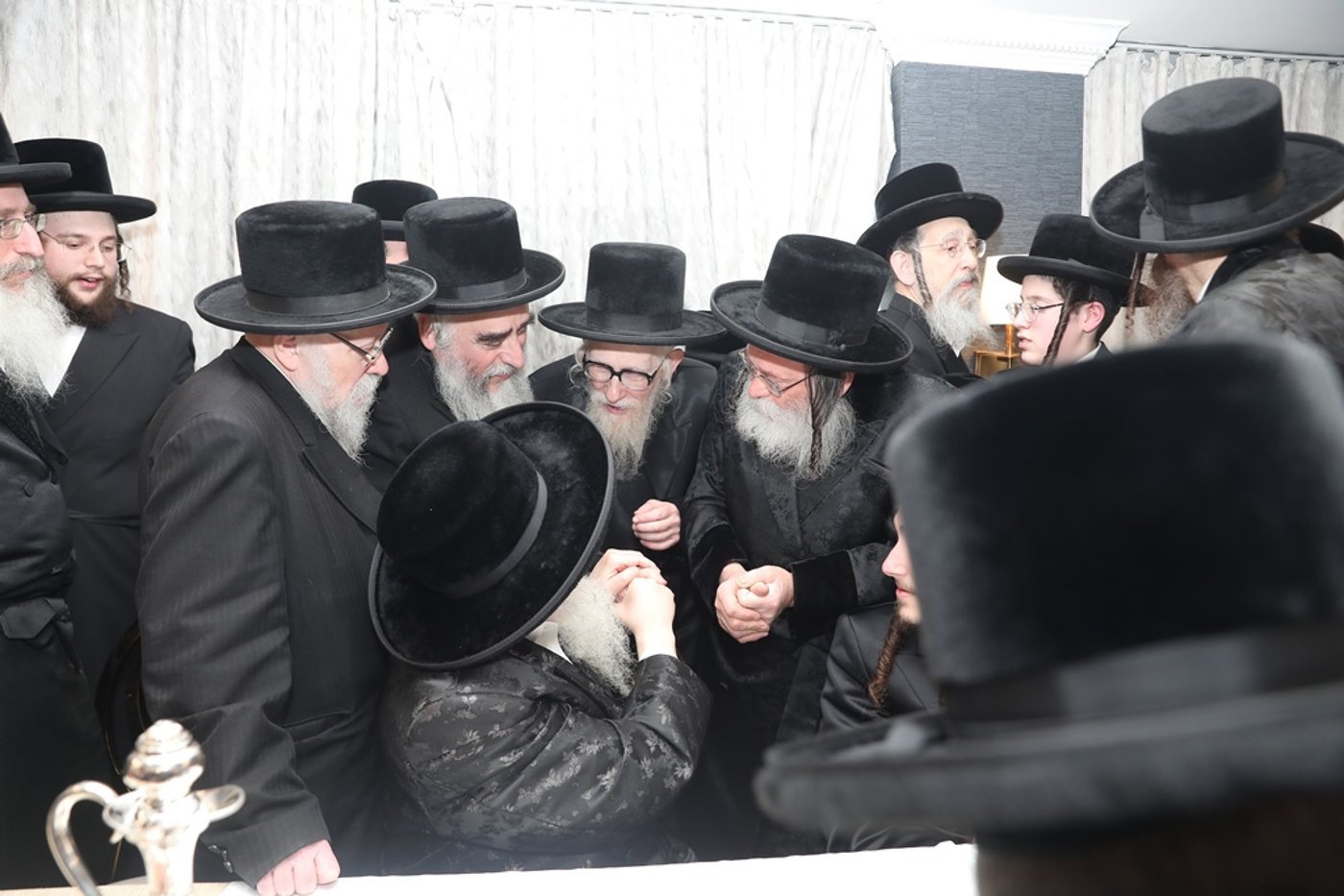 שמחת האירוסין בחצה"ק צאנז קלויזנבורג - ליזענסק