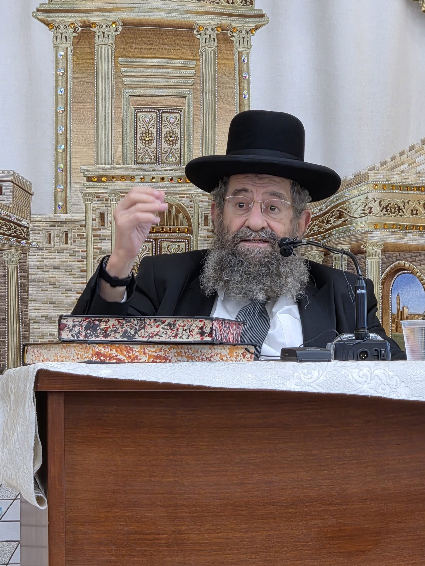 הגר"מ בן שמעון בשיחת הכנה ביביע אומר