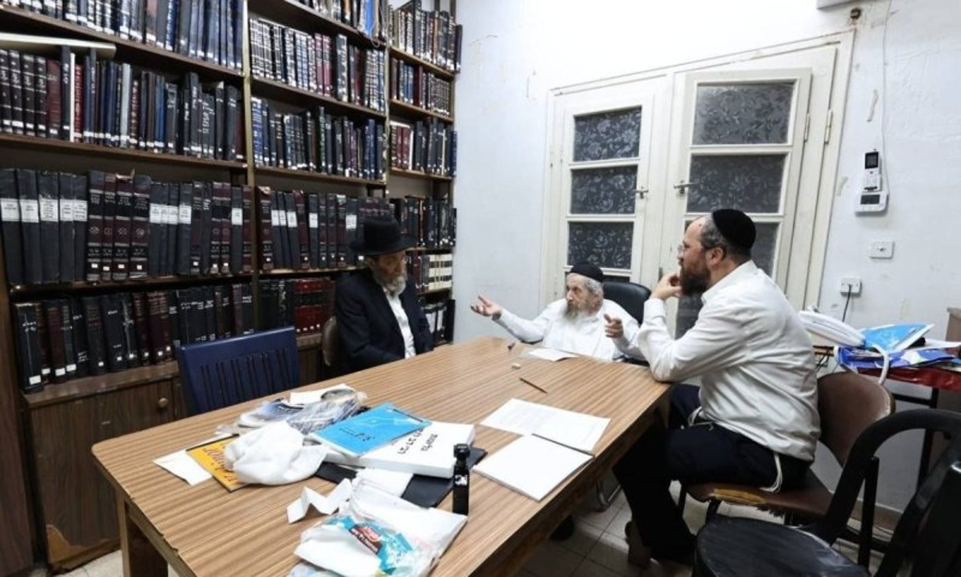 גפני בבית ראש הישיבה