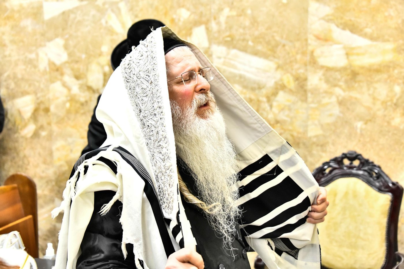 שמחת הברית בחצרות קומרנא - נדבורנה