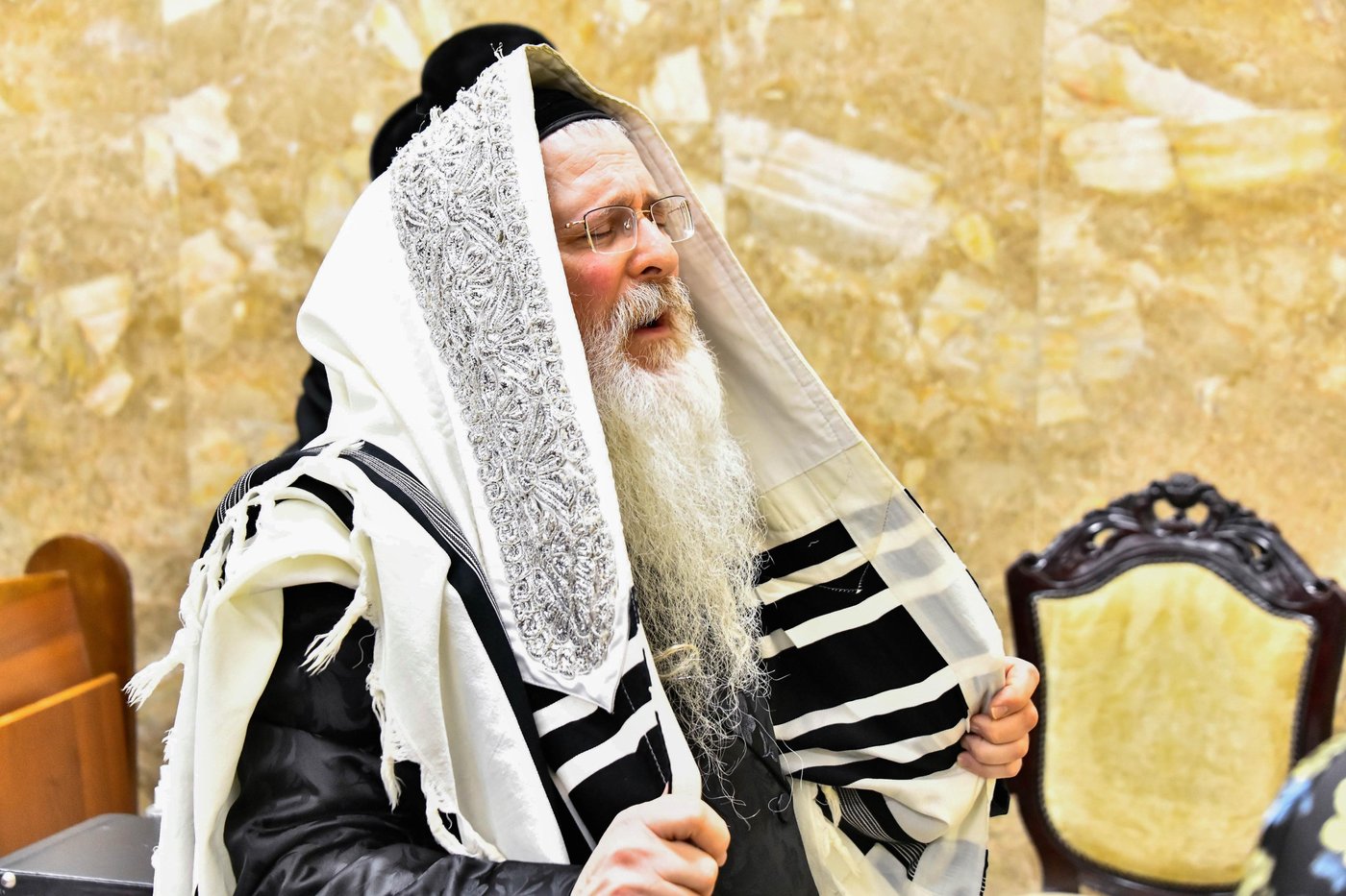 שמחת הברית בחצרות קומרנא - נדבורנה