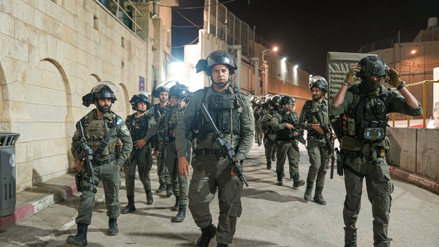 מעצר החשוד בהשלכת מטעני חבלה על קבר רחל