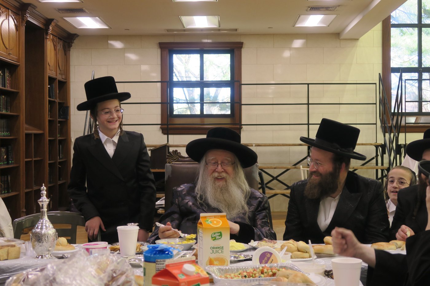 שמחת בר מצווה לנכד האדמו"ר מניקלשבורג
