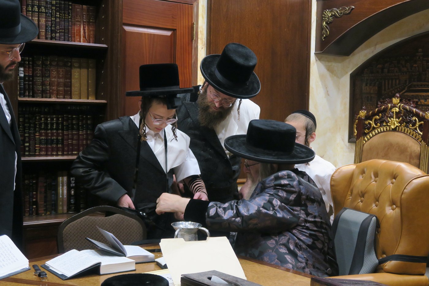 שמחת בר מצווה לנכד האדמו"ר מניקלשבורג