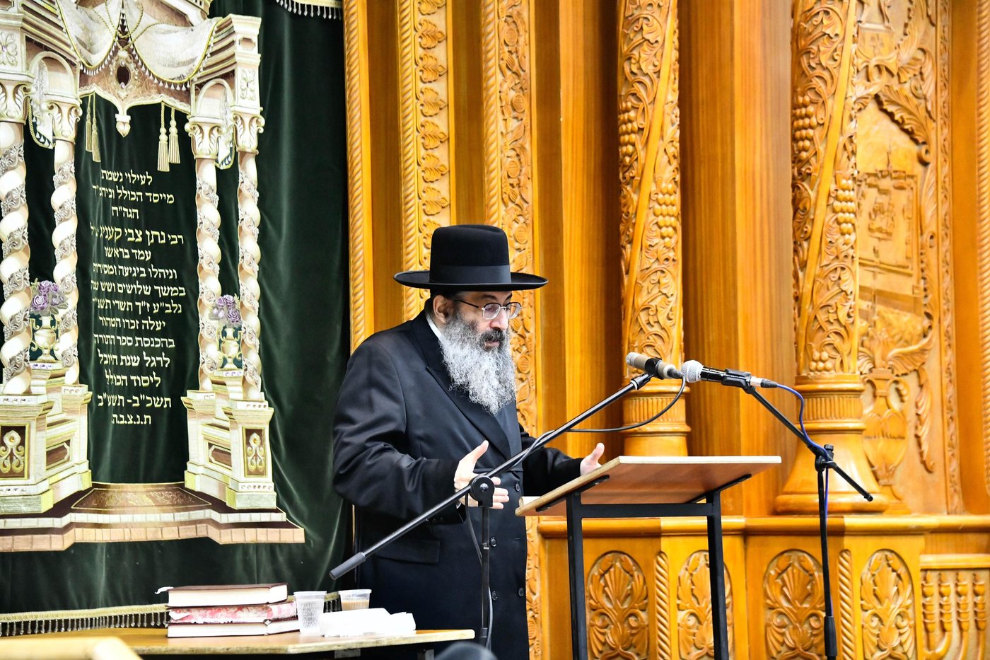 הגרצ"מ זילברברג בבני ברק