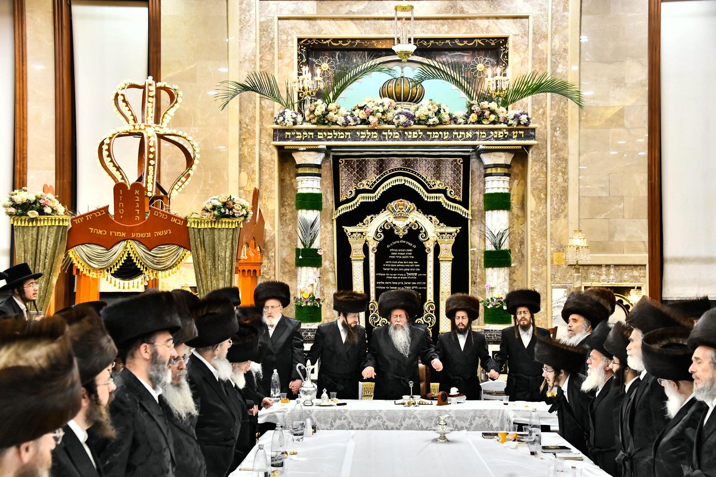 נעילת החג בחצה"ק שבט הלוי