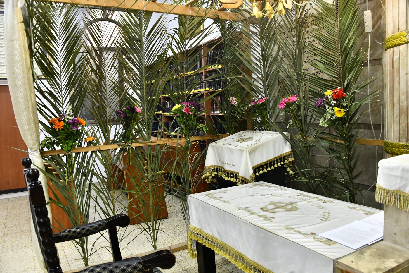ערב חג השבועות בבני ברק