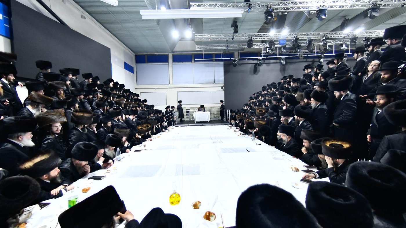 נעילת החג בחצה"ק אלכסנדר