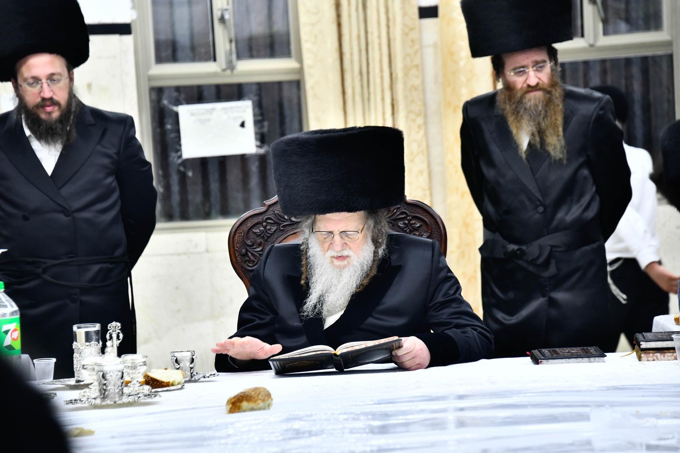 נעילת החג בחצה"ק מודז'יץ