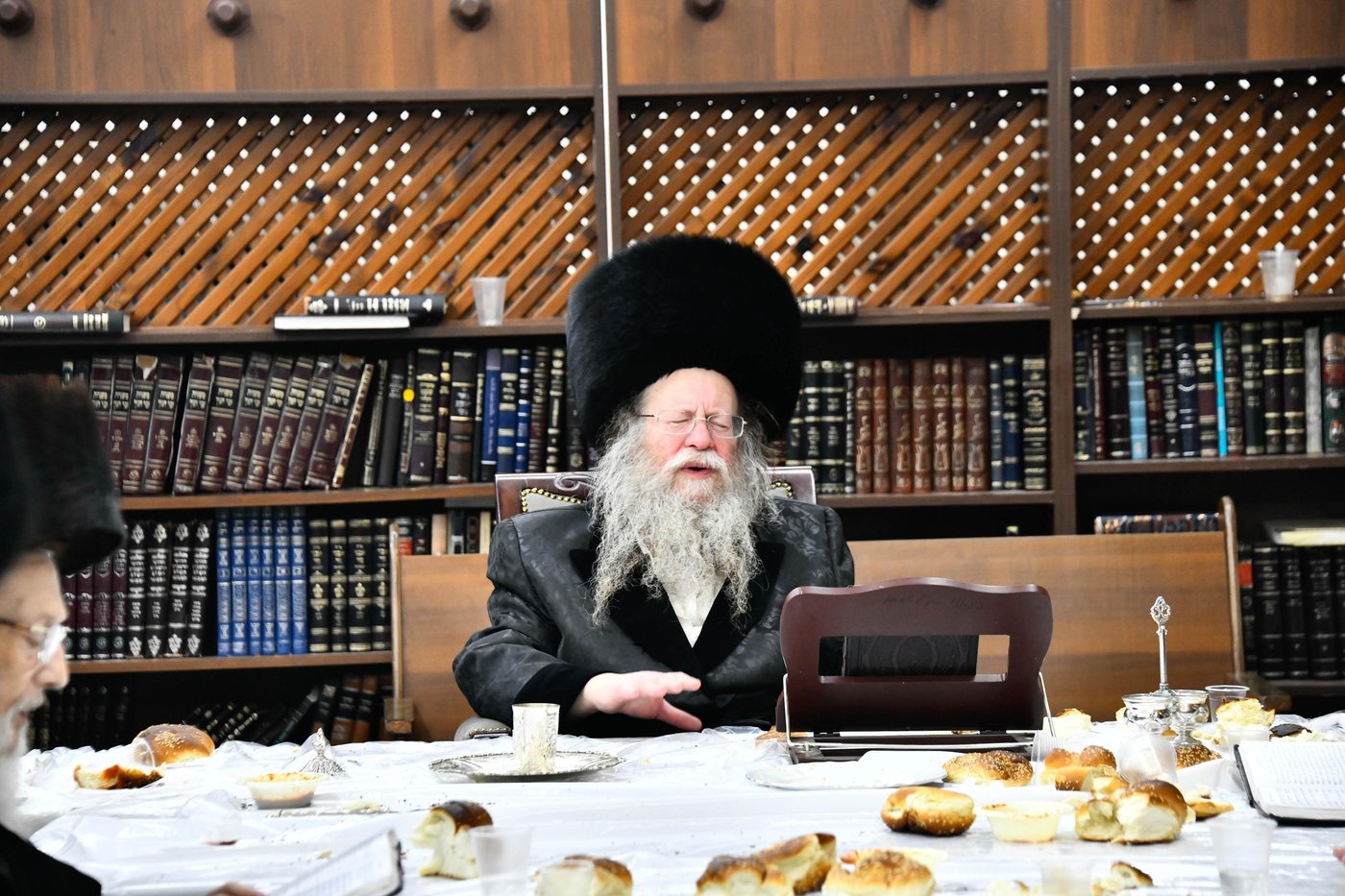 נעילת החג בחצה"ק קוזמיר
