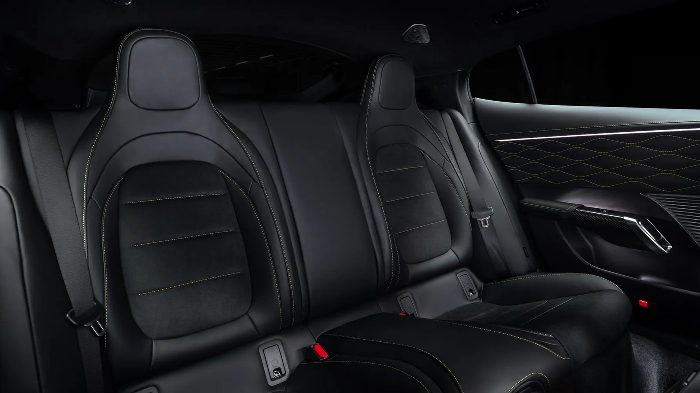 ה-GT 4-Door Coupé 