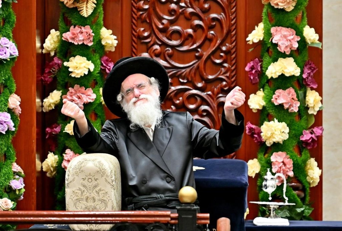 שבועות בחצה"ק ויזניץ