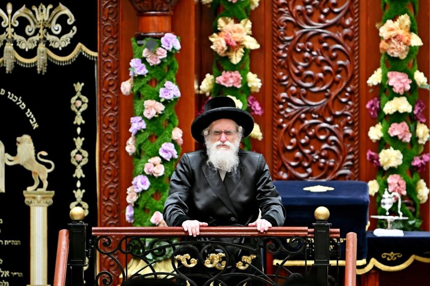 שבועות בחצה"ק ויזניץ