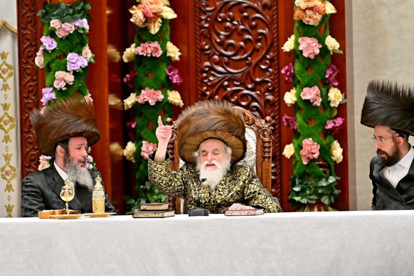 שבועות בחצה"ק ויזניץ