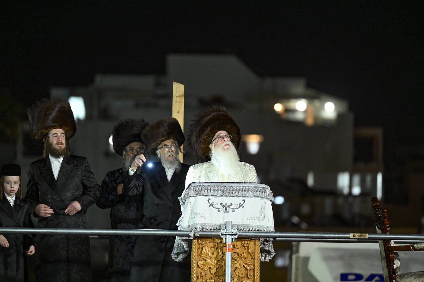 חג השבועות בחצה"ק צאנז