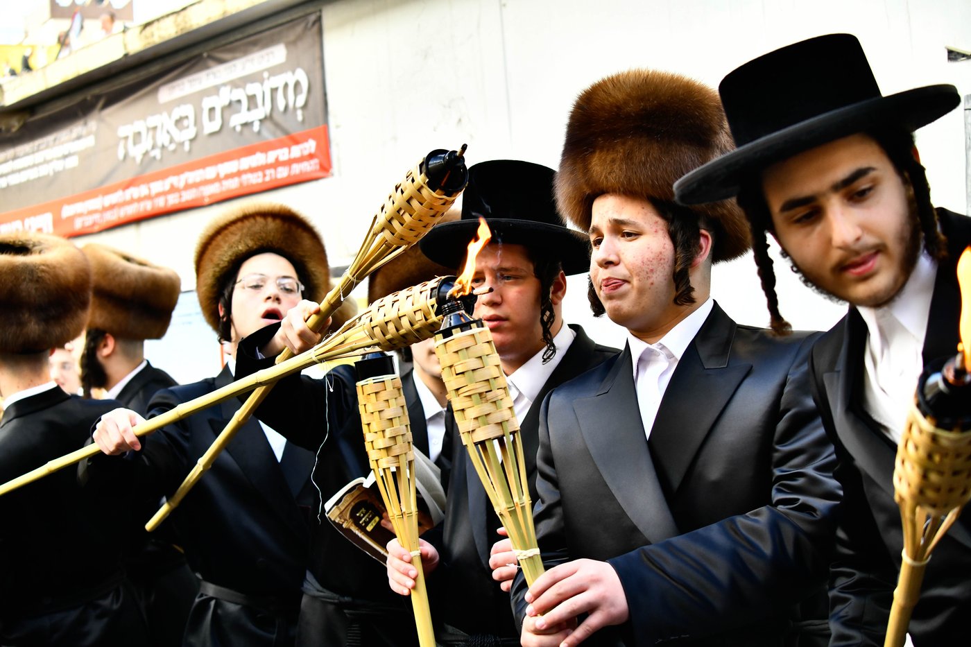 מעמד הכנסת ס"ת של האדמו"ר מויז'ניץ