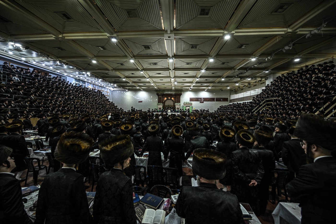 חג השבועות בחצה"ק צאנז