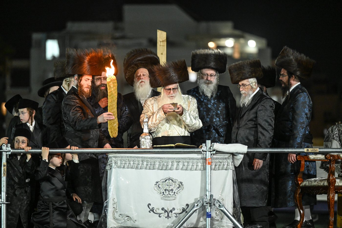 חג השבועות בחצה"ק צאנז