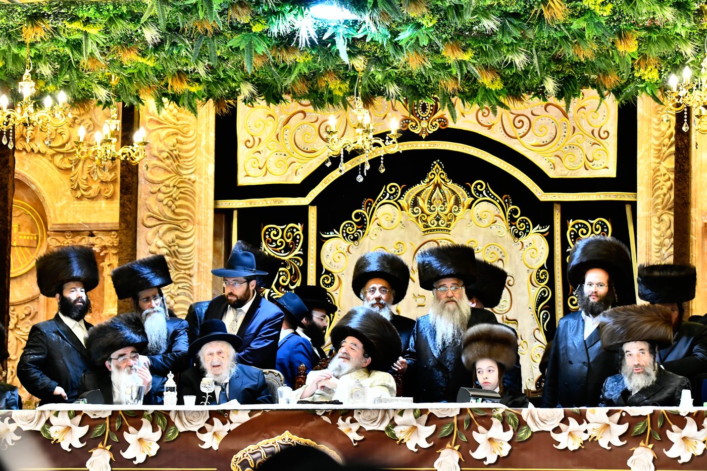 נעילת החג וסעודת הכנסת ס"ת בויז'ניץ