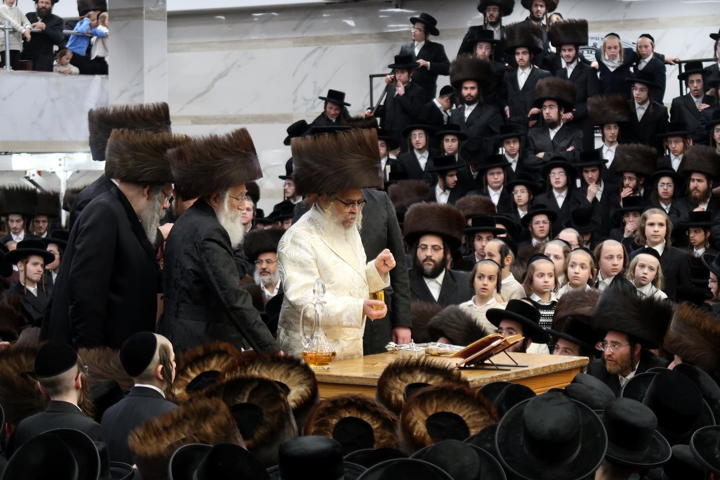 נעילת החג שבועות בחצה"ק סאטמר