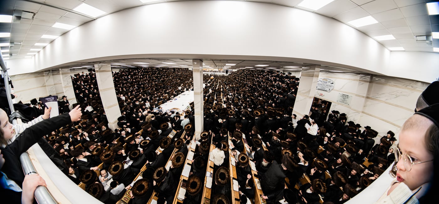 נעילת החג שבועות בחצה"ק סאטמר