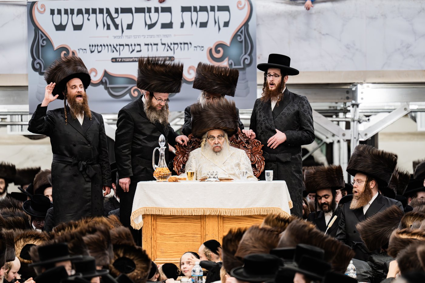 נעילת החג שבועות בחצה"ק סאטמר