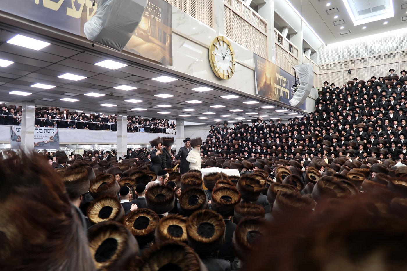נעילת החג שבועות בחצה"ק סאטמר