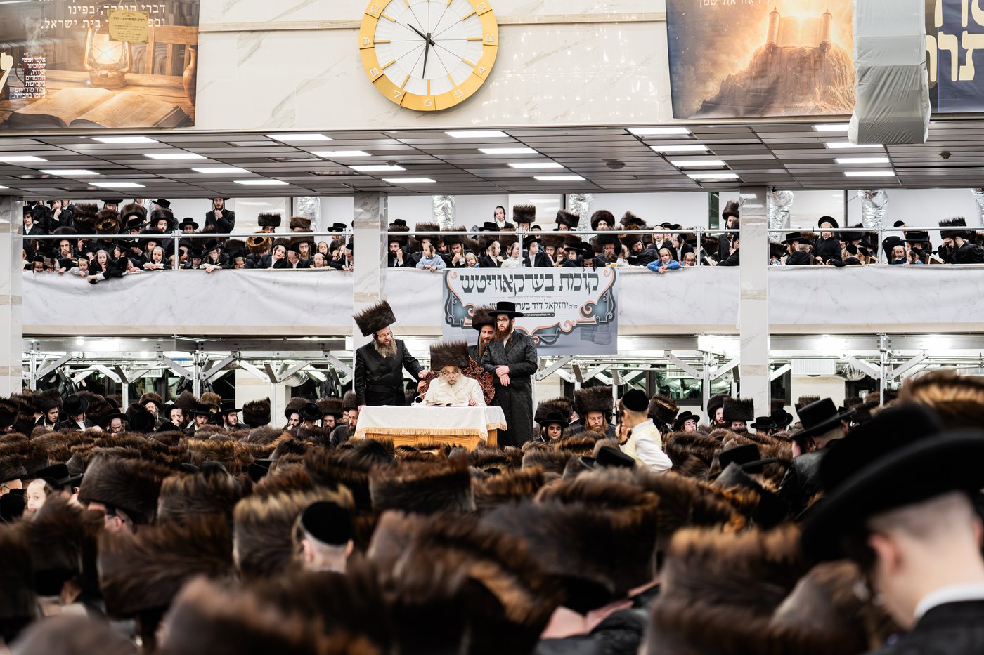 נעילת החג שבועות בחצה"ק סאטמר