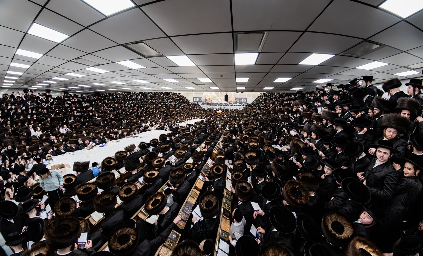 נעילת החג שבועות בחצה"ק סאטמר