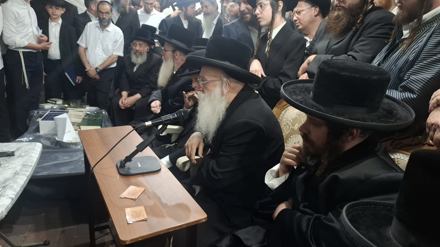 מראות מניחום האבלים
