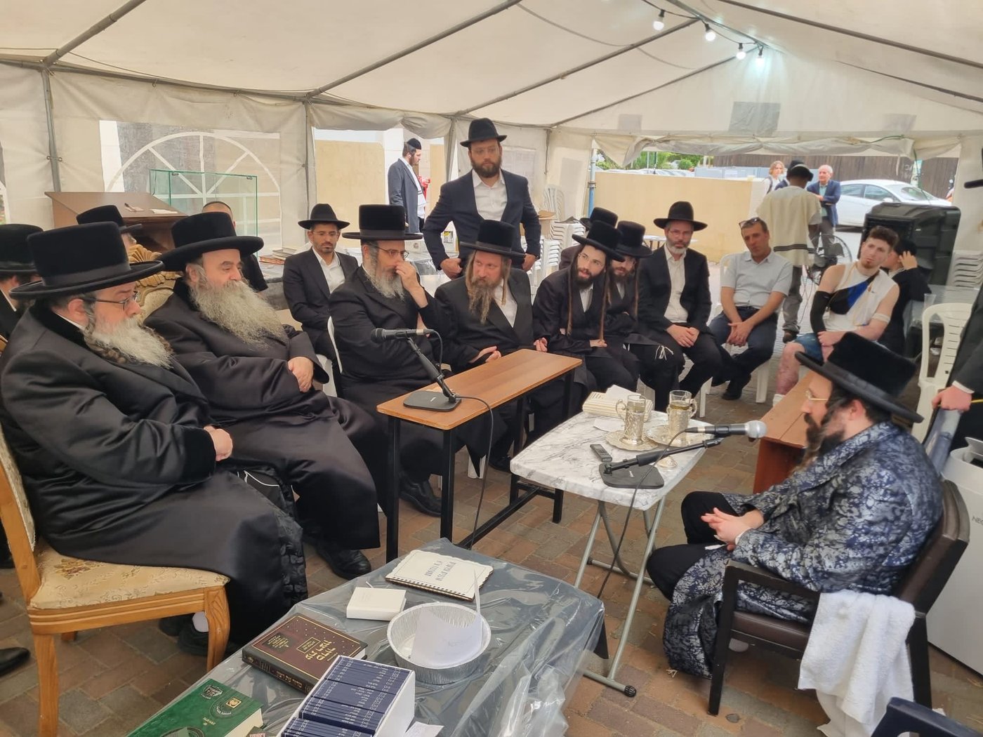 מראות מניחום האבלים