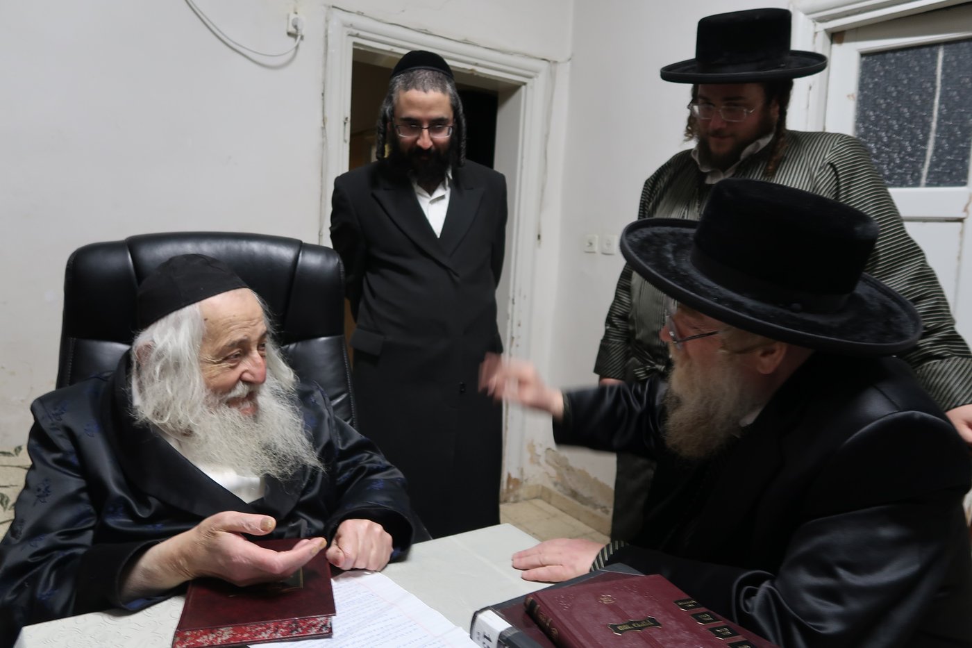 הגה"צ רבי ישראל יוסף קאהן אצל גדולי ישראל