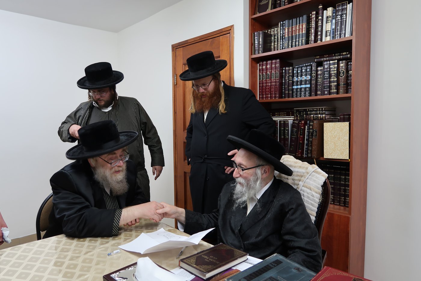 הגה"צ רבי ישראל יוסף קאהן אצל גדולי ישראל