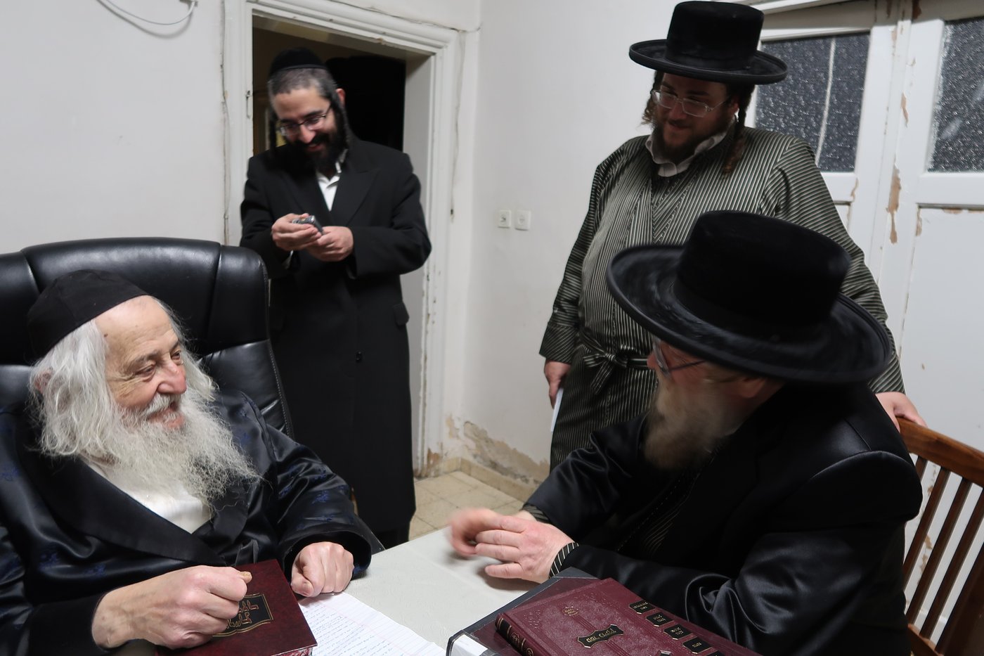 הגה"צ רבי ישראל יוסף קאהן אצל גדולי ישראל
