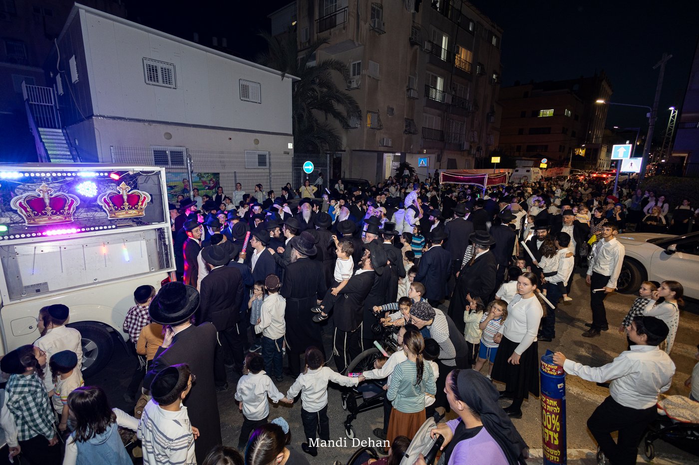 סיום כתיבת ספר התורה בחב"ד
