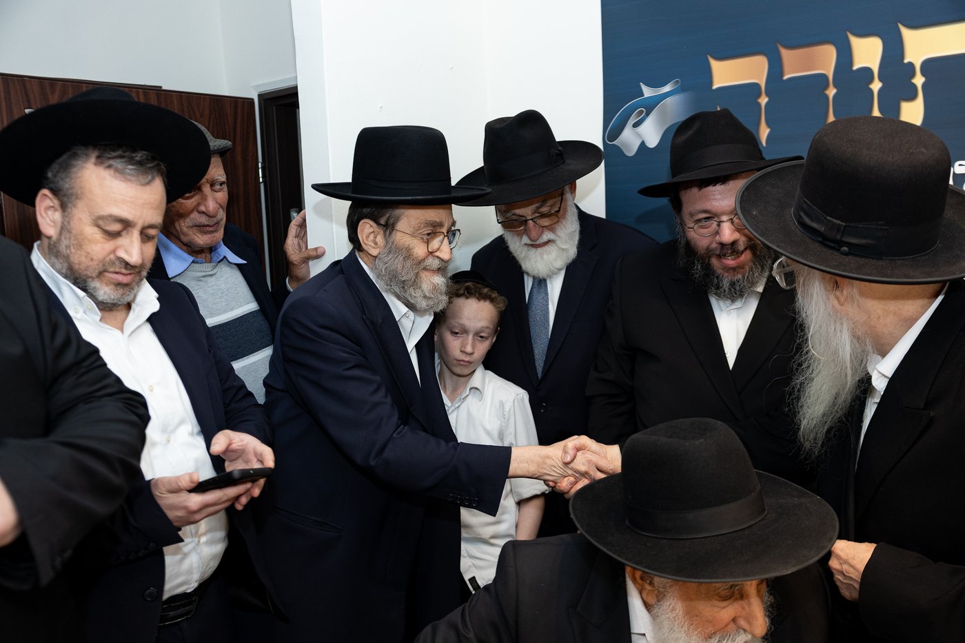 סיום כתיבת ספר התורה בחב"ד