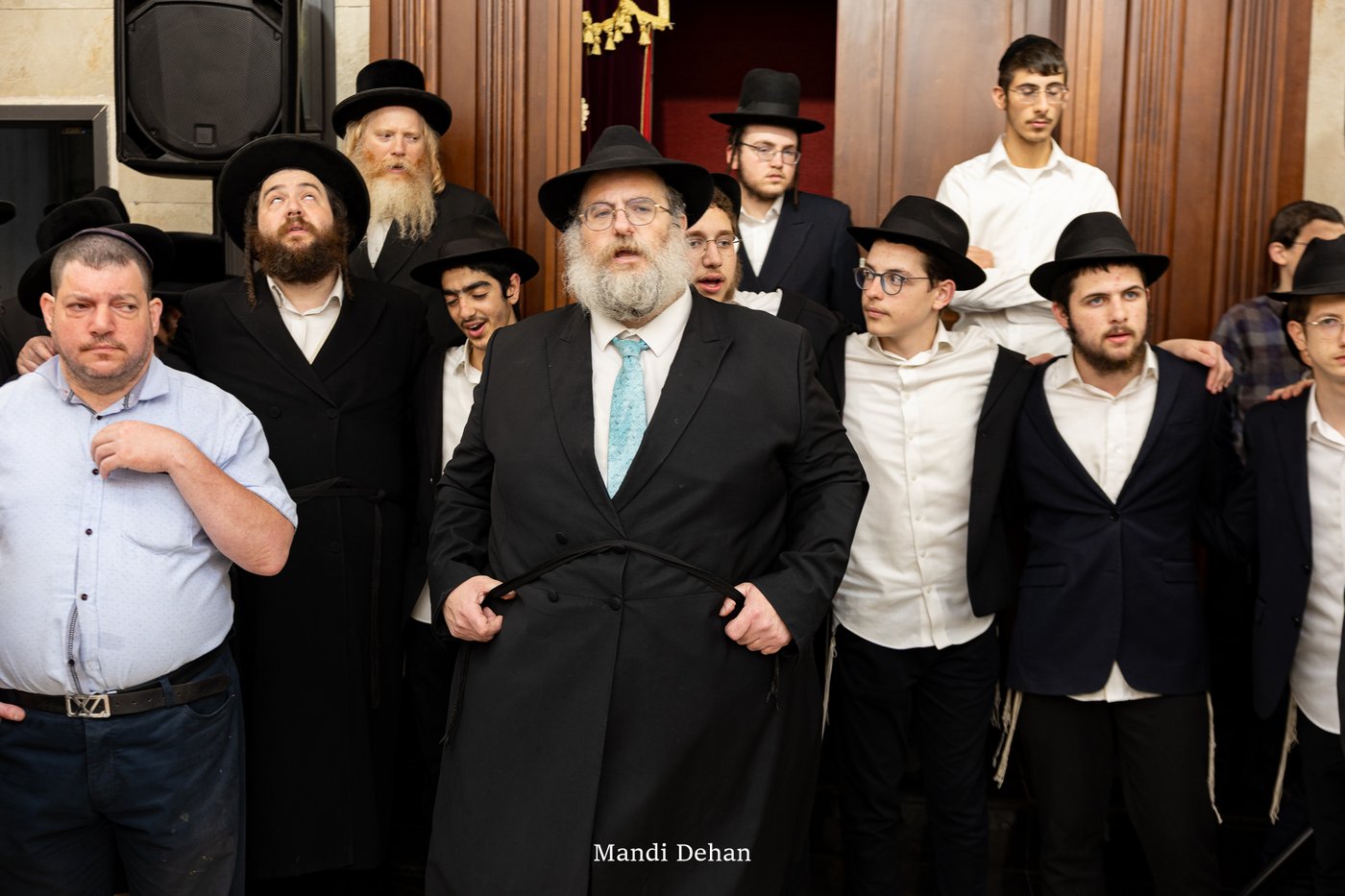 הכנסת ספר תורה לחב"ד בבני ברק