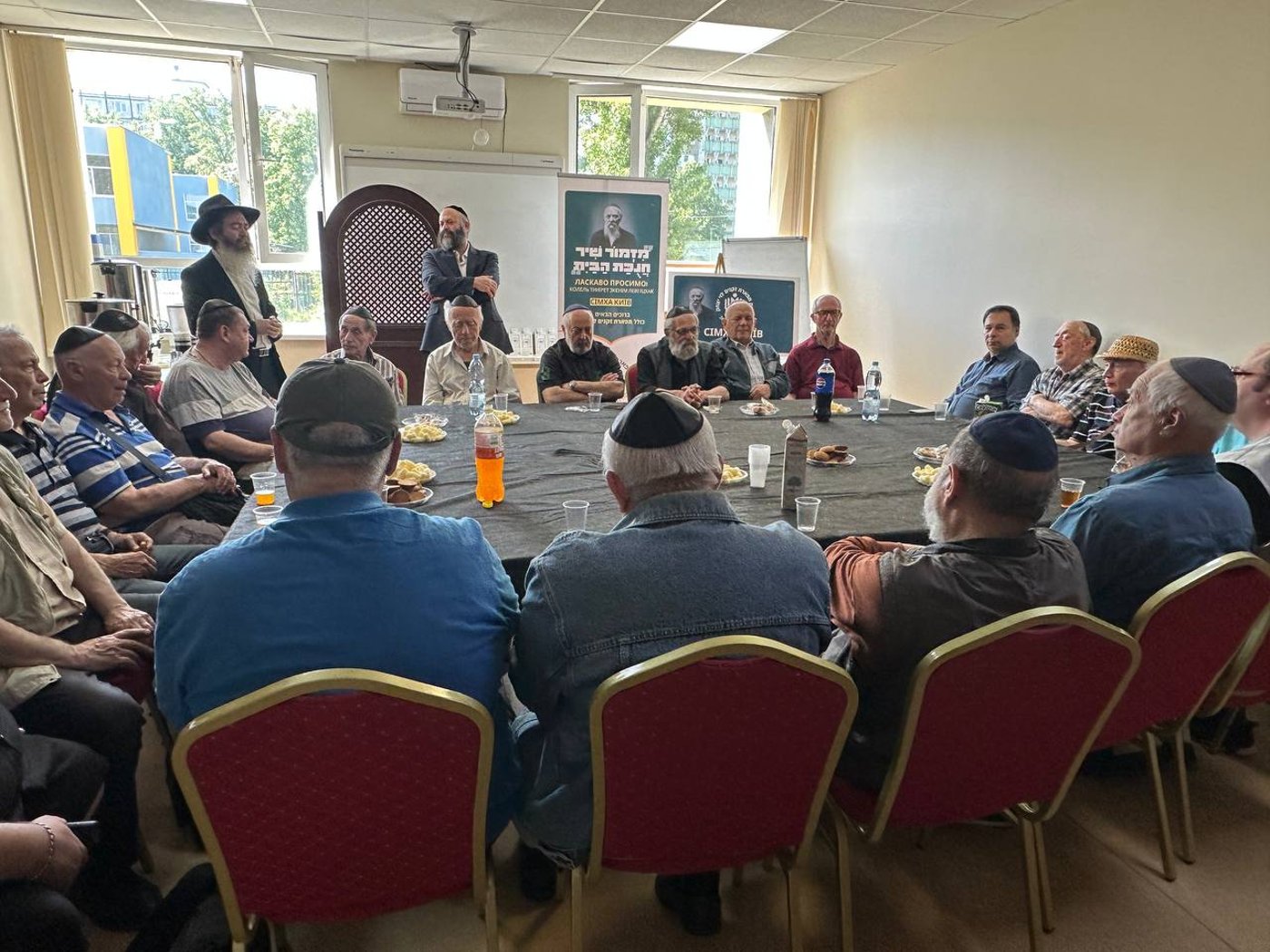 "הם איבדו הכל הבוקר": הקהילה היהודית הגיבה בצעד מרגש במיוחד