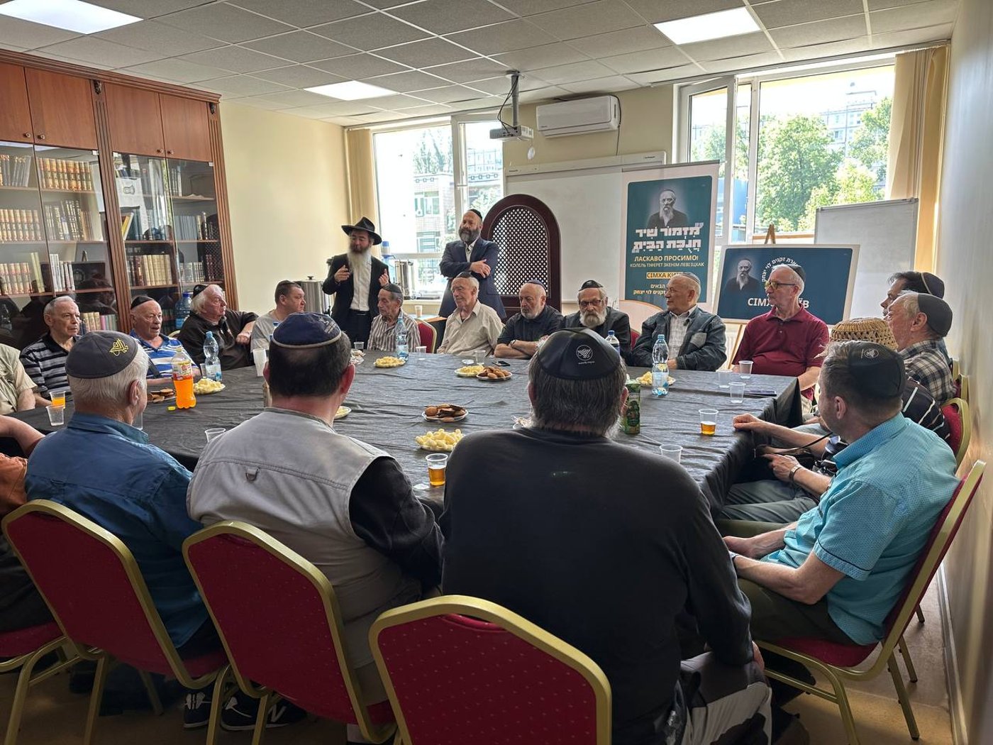 "הם איבדו הכל הבוקר": הקהילה היהודית הגיבה בצעד מרגש במיוחד