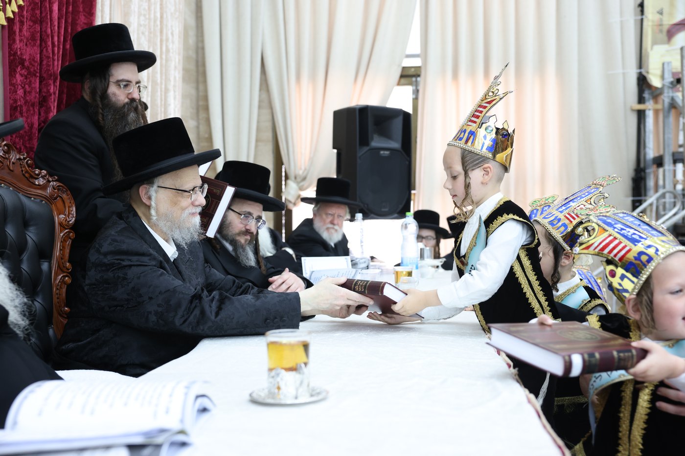 מסיבת חומש בסערט ויז'ניץ
