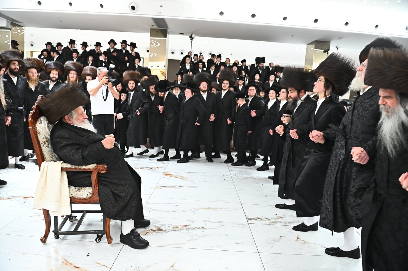 שמחת בית נאראל - זוועהיל - נדבורנה - שאץ ויזניץ