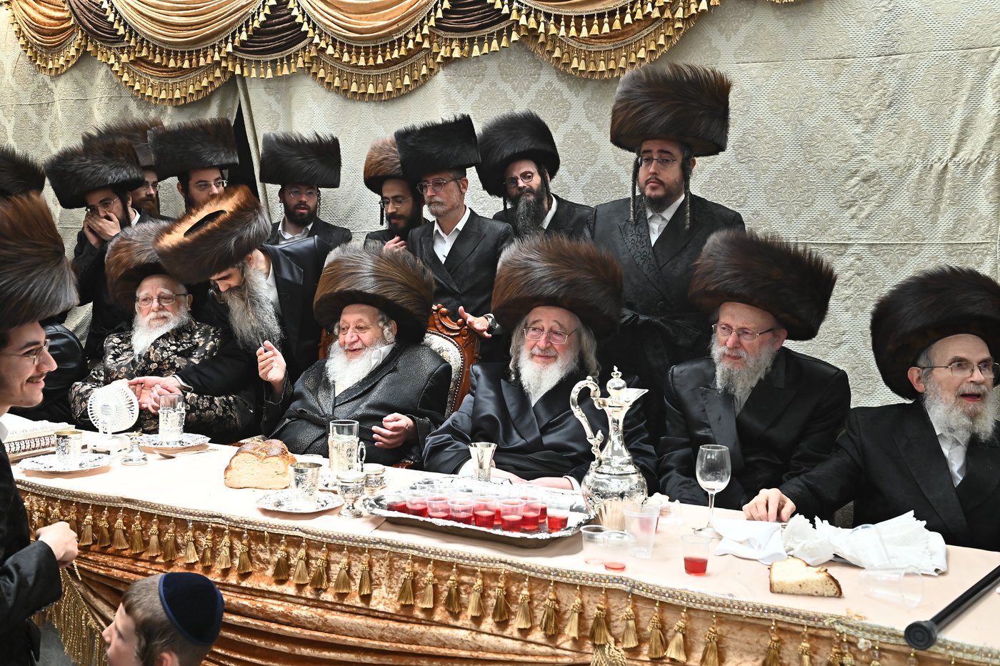 שמחת בית נאראל - זוועהיל - נדבורנה - שאץ ויזניץ