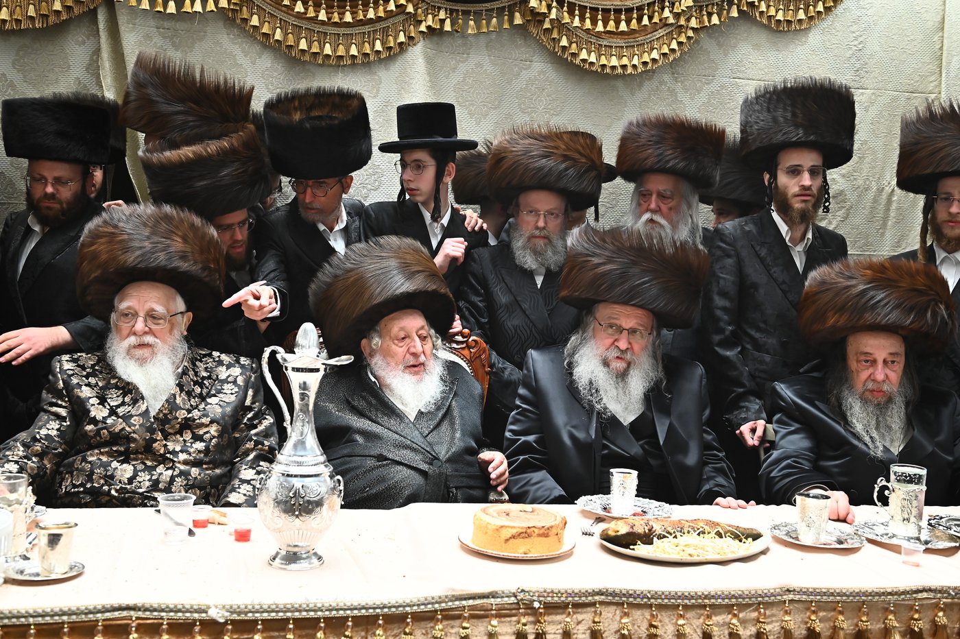 שמחת בית נאראל - זוועהיל - נדבורנה - שאץ ויזניץ