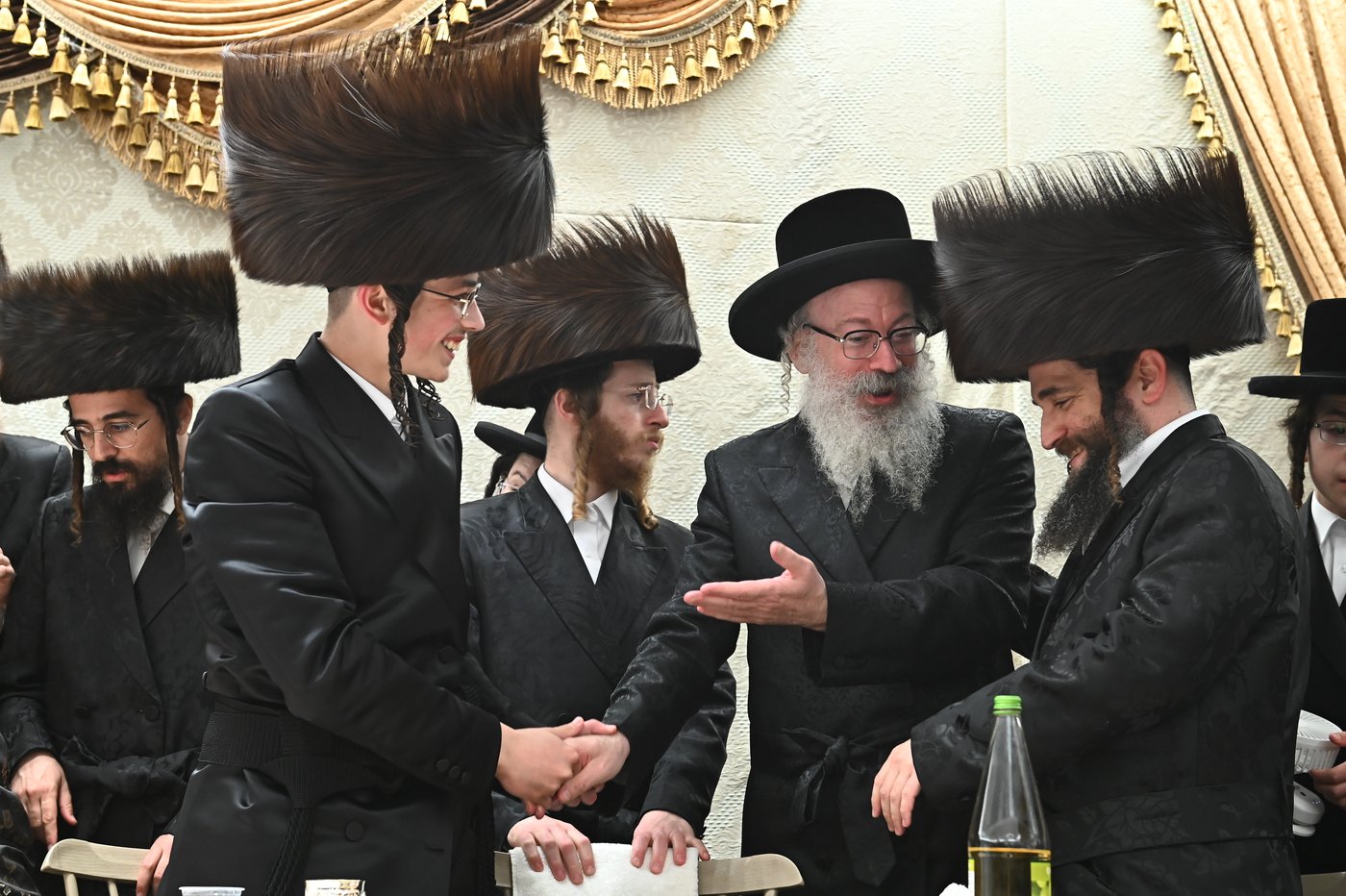 שמחת בית נאראל - זוועהיל - נדבורנה - שאץ ויזניץ